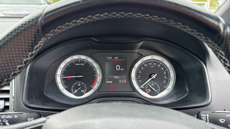 Skoda Karoq 2.0 TDI Sport Line 4x4 5dr Diesel Estate